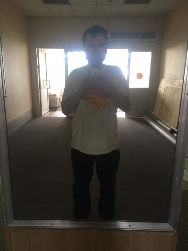640x854