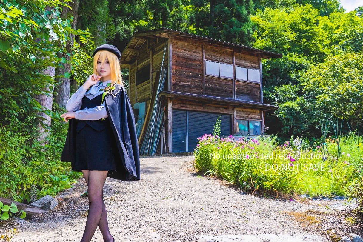 1216x811