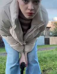 427x554