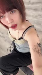 576x1024