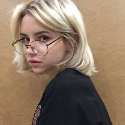 916x916