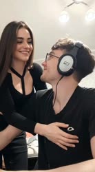 708x1280
