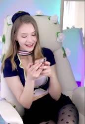 632x916