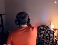 320x250