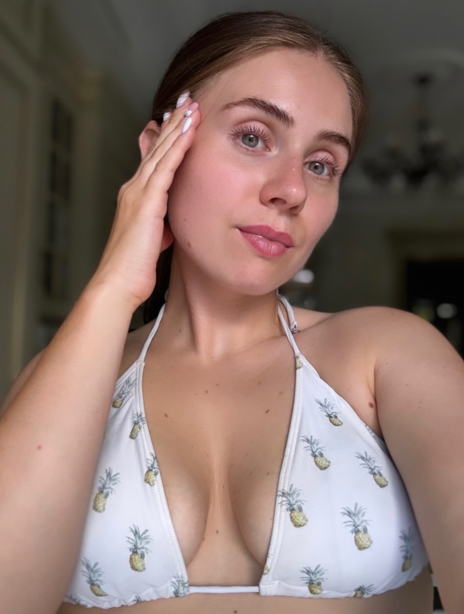 926x1226