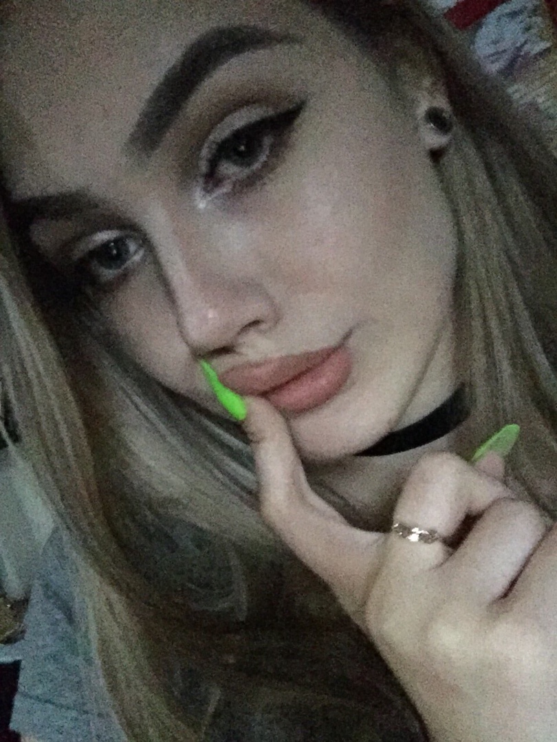 810x1080