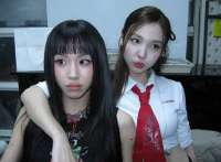 586x433
