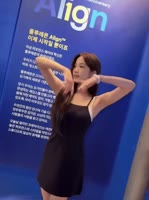 718x958