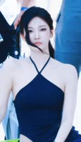 576x996