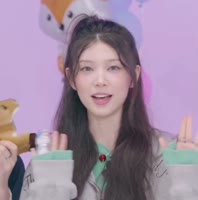 718x722